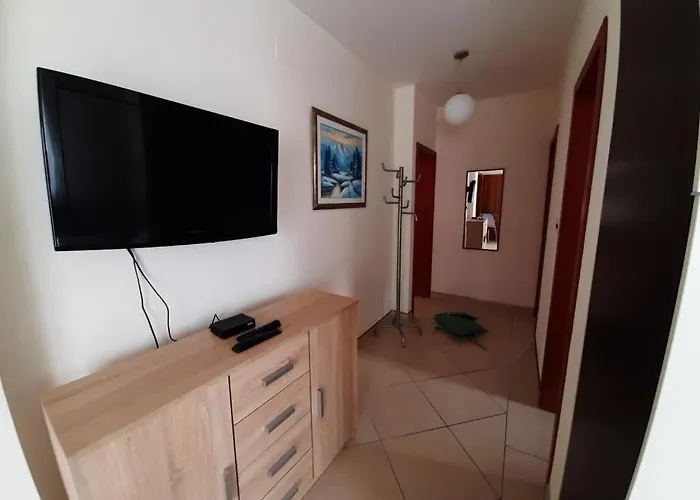 With A Parking Space Nska, Krk - 23054 Apartment Malinska