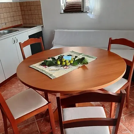 With A Parking Space Nska, Krk - 23054 Apartment Malinska